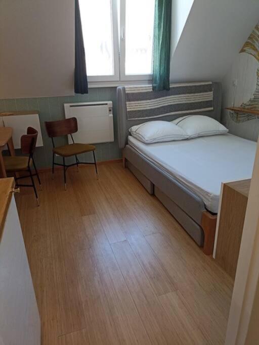 Appartement, Place Morny. Довиль Экстерьер фото
